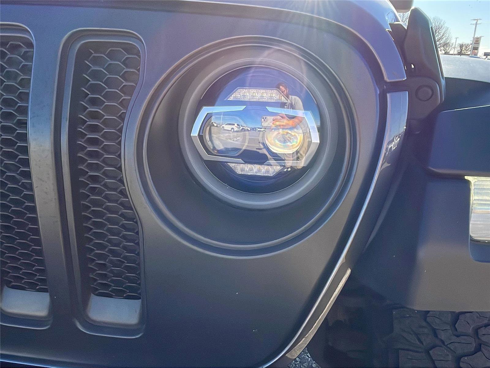 Used 2022 Jeep Wrangler Unlimited Rubicon w/ Steel Bumper Group image 9