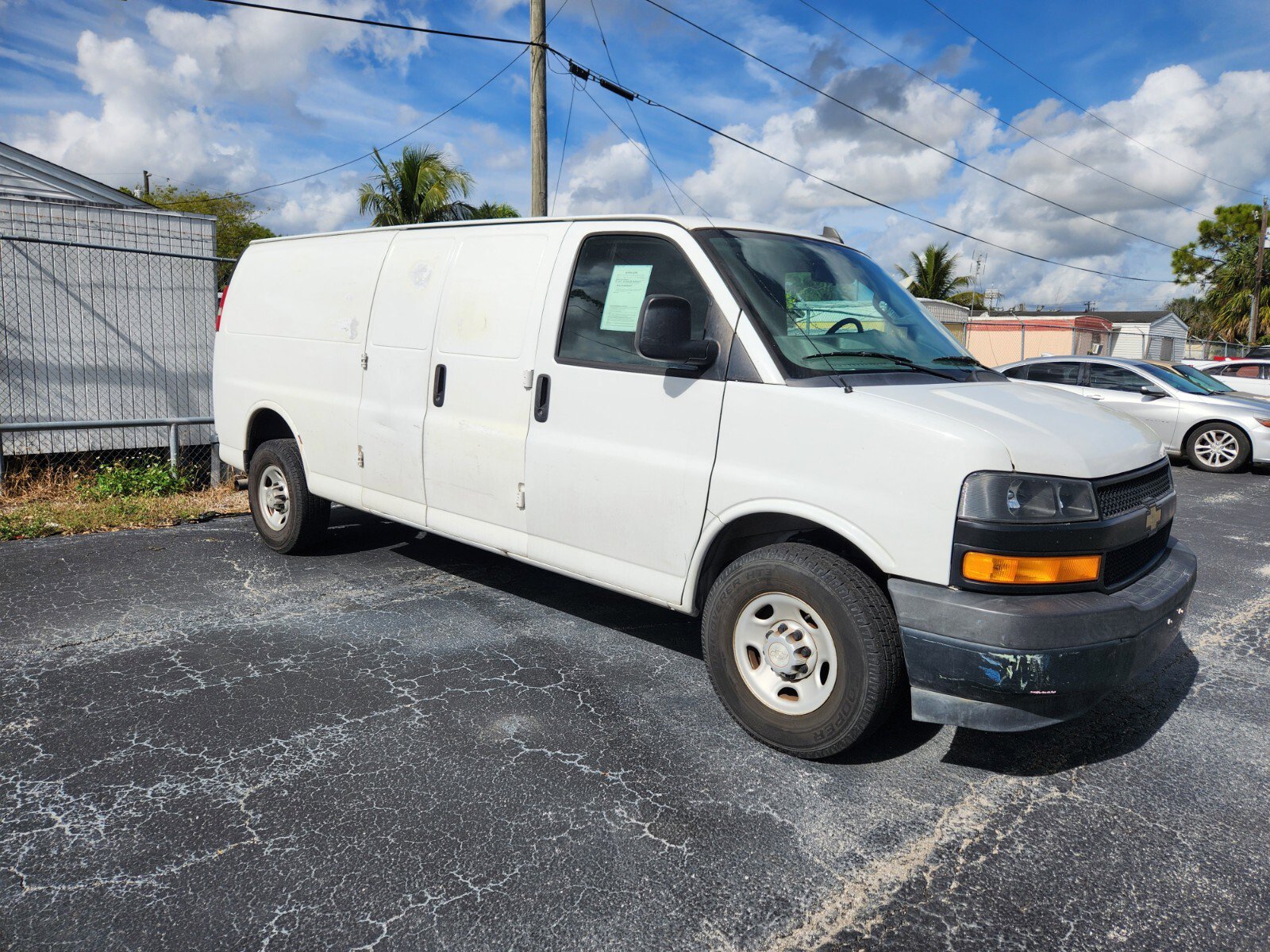 Used 2019 Chevrolet Express 2500 image 3