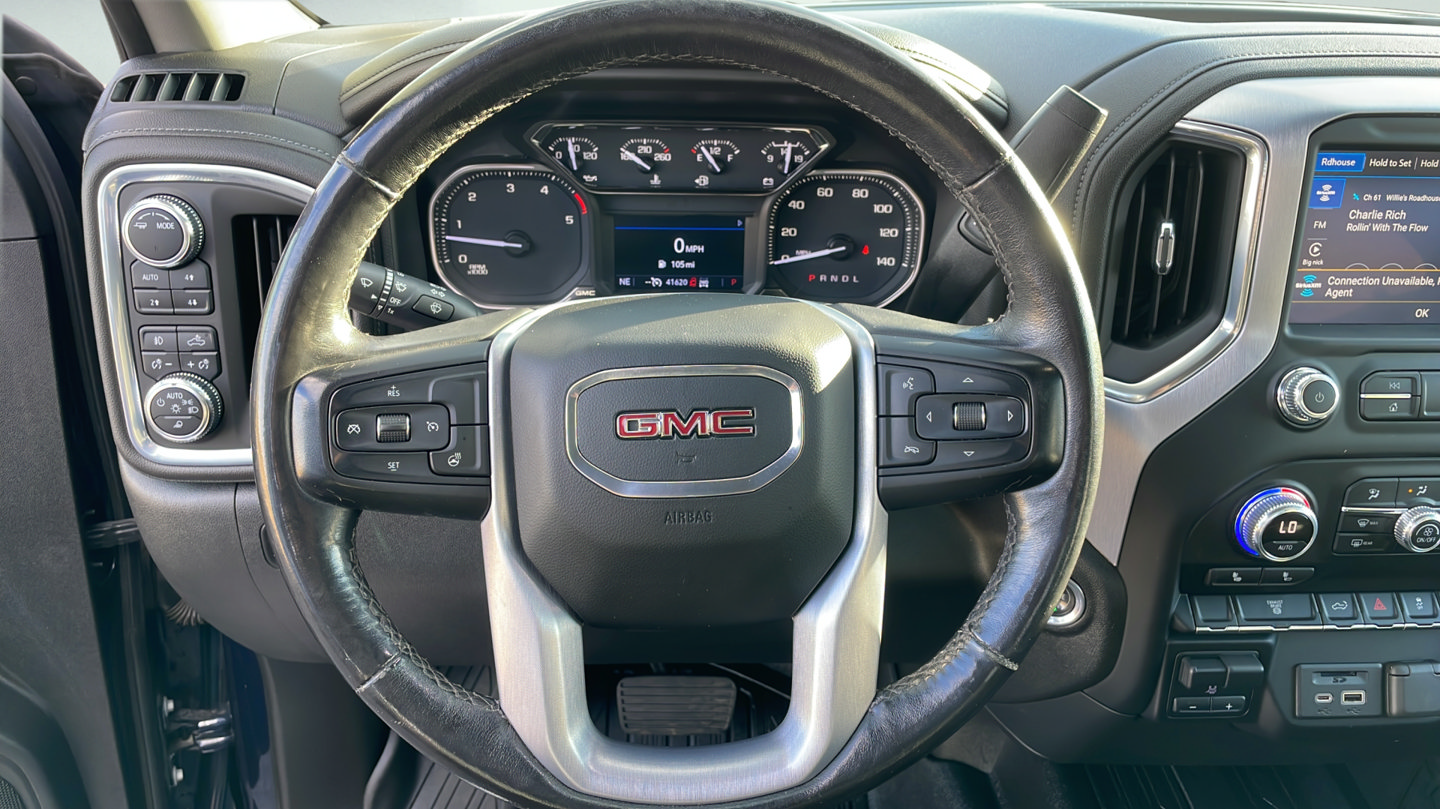 Used 2022 GMC Sierra 3500 SLT w/ Gooseneck/5TH Wheel Package AWD/4WD image 13