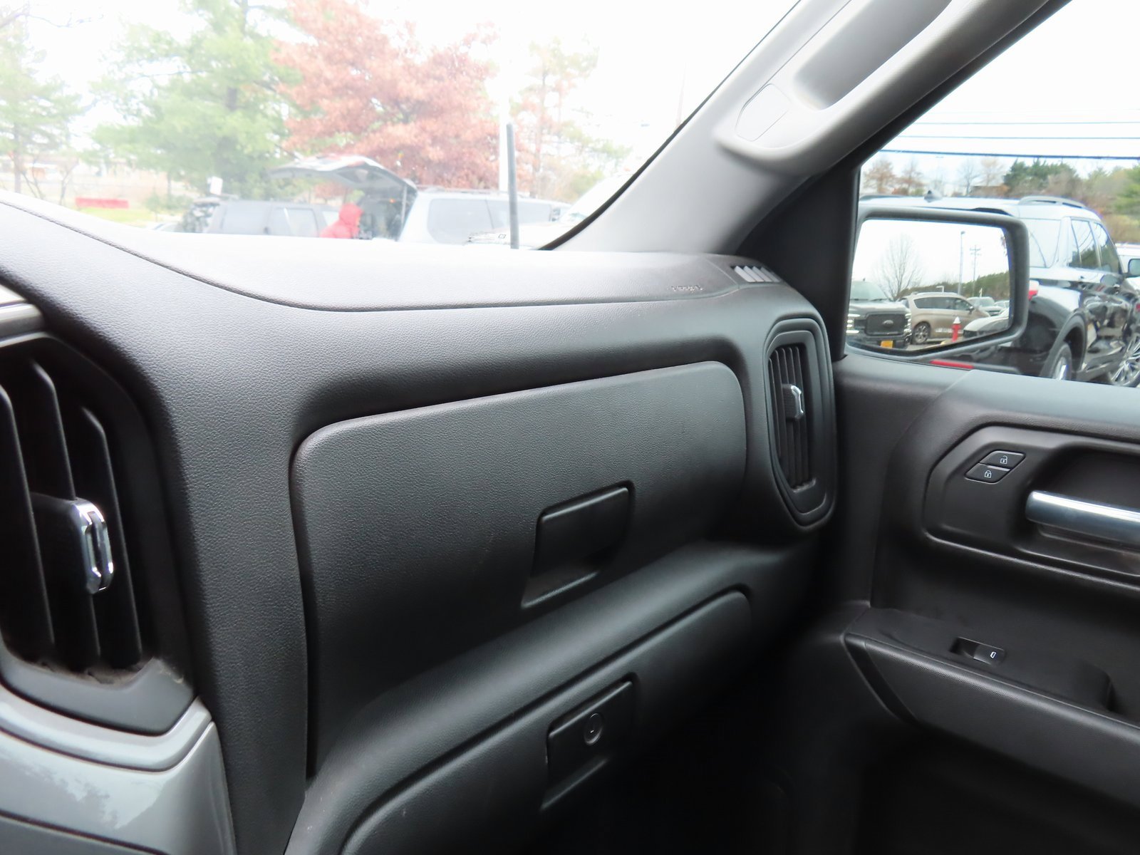 Used 2022 Chevrolet Silverado 1500 Custom image 21