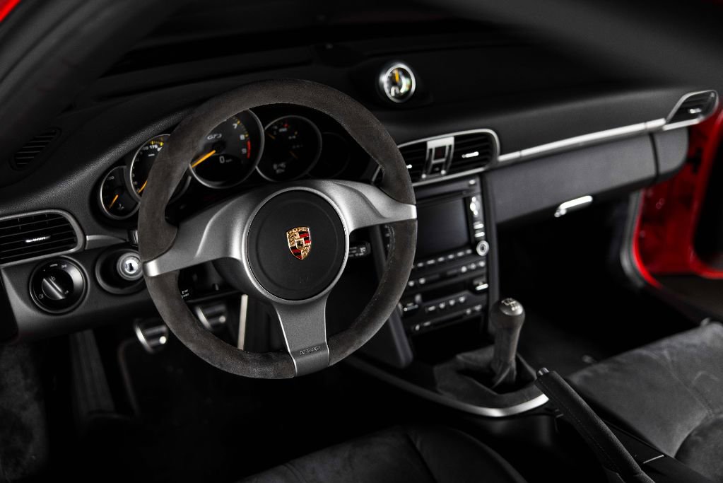 Used 2010 Porsche 911 GT3 image 17