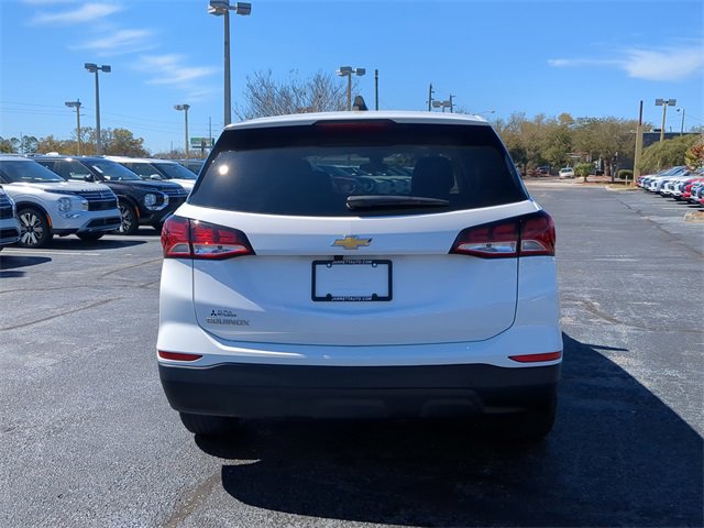 Used 2023 Chevrolet Equinox LS w/ LS Convenience Package image 7