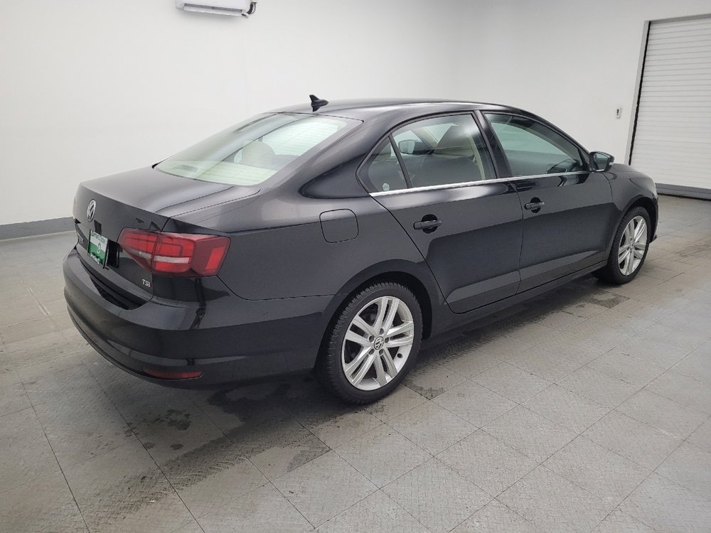 Used 2016 Volkswagen Jetta SEL Premium image 10