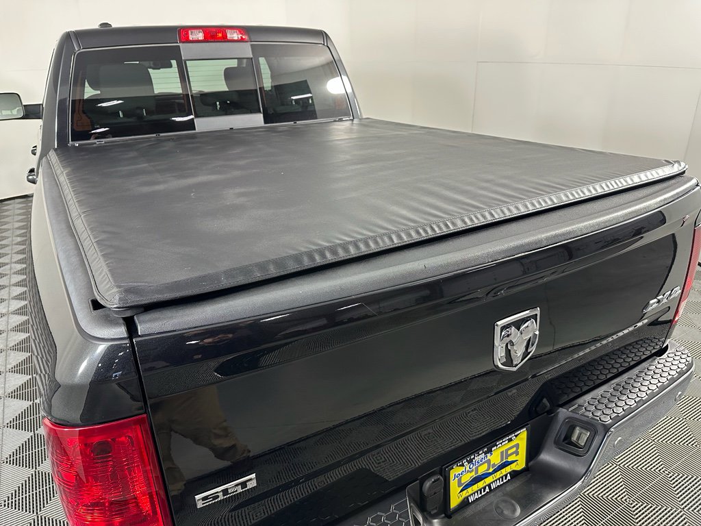 Used 2016 RAM 1500 Classic SLT image 9
