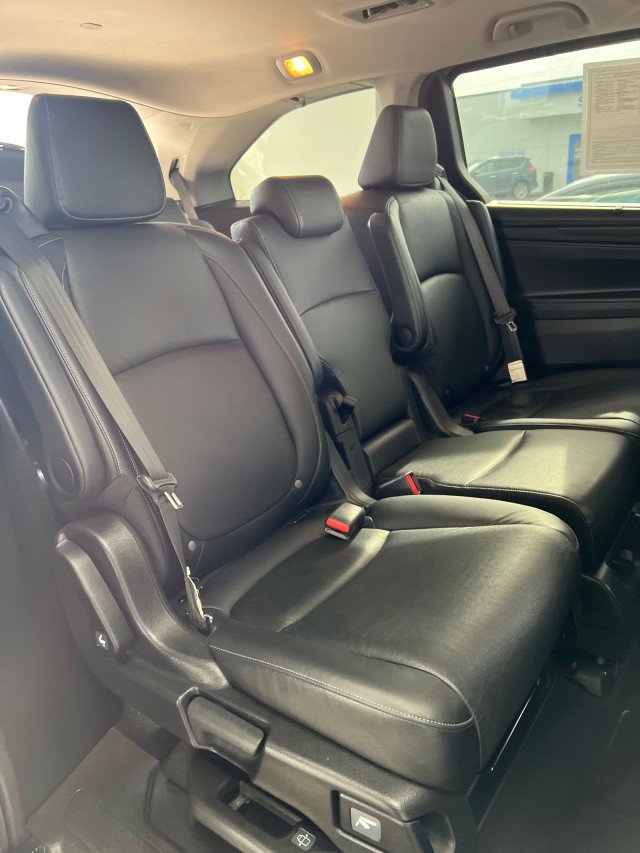 Used 2023 Honda Odyssey Touring image 13