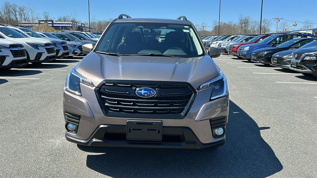 Certified 2023 Subaru Forester Premium AWD/4WD image 2