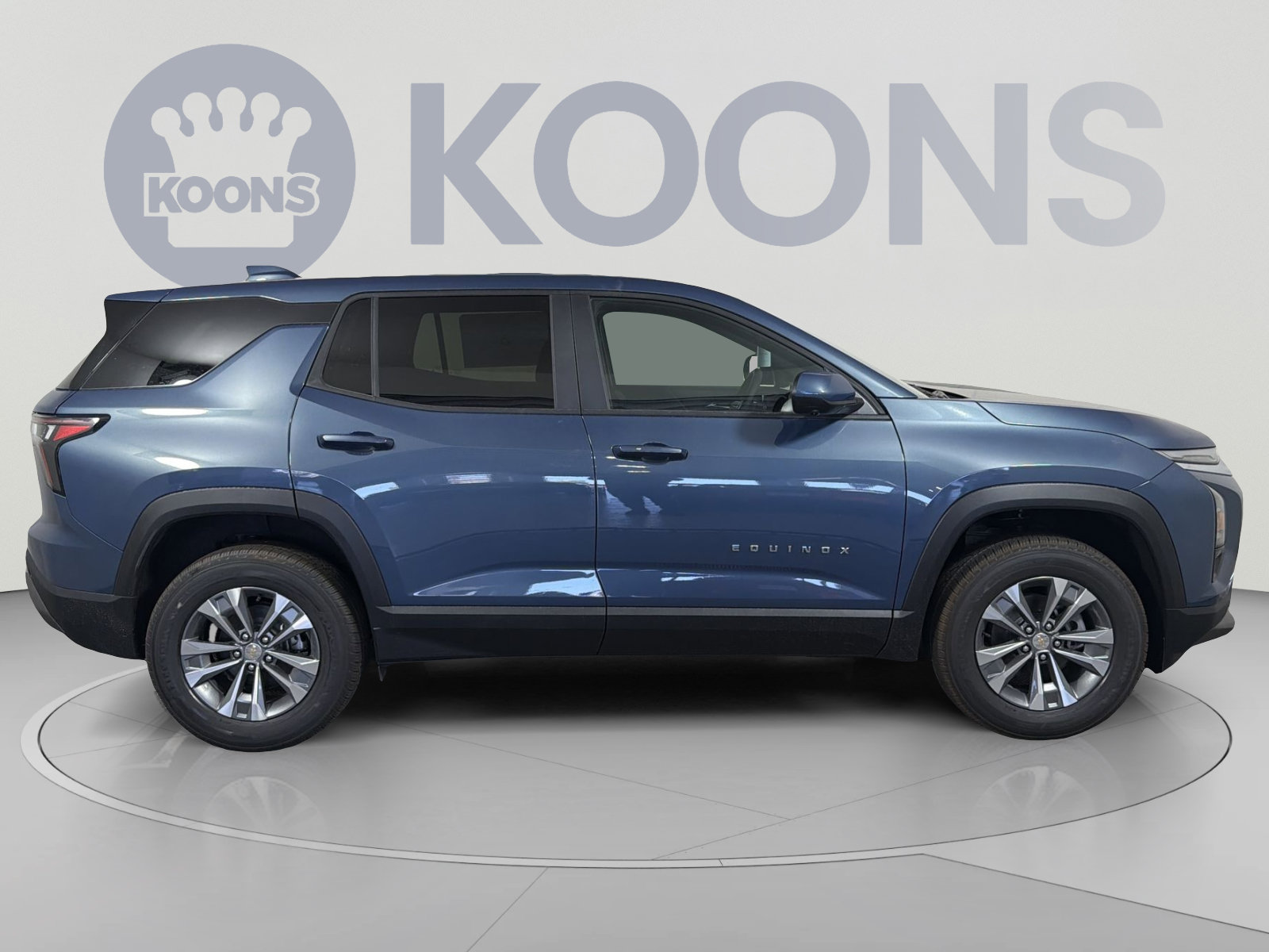 New 2027 Chevrolet Equinox LT w/ Safety and Technology Package FWD image 8