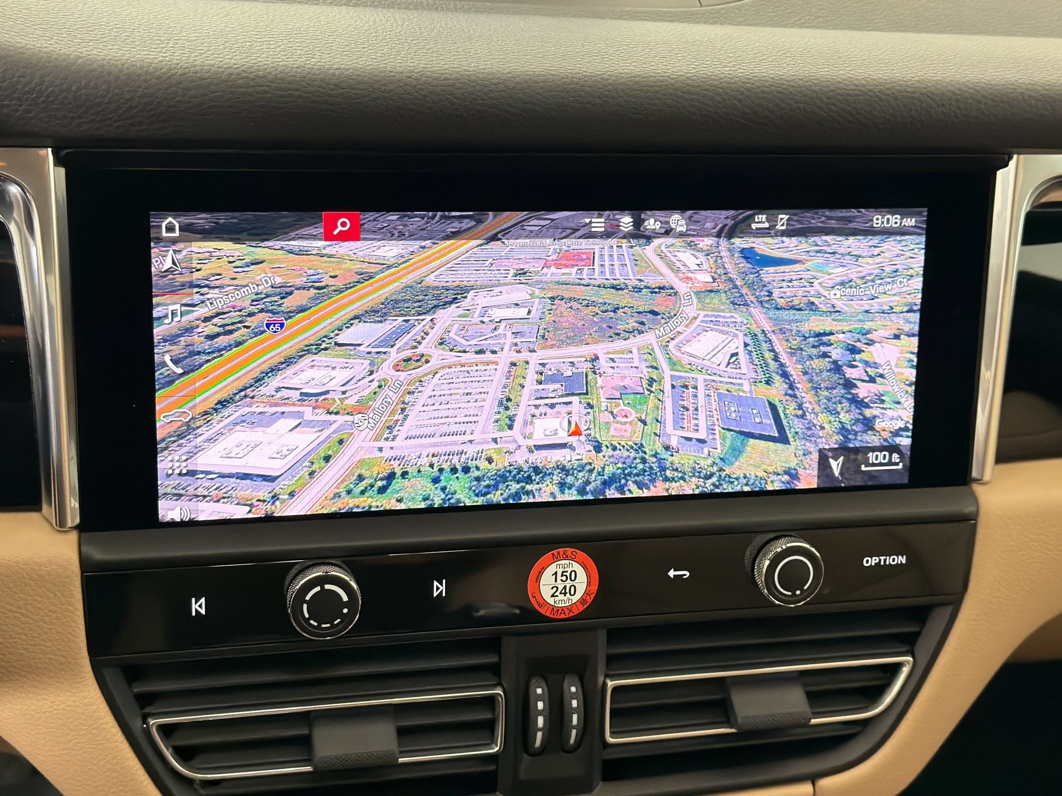 Certified 2026 Porsche Macan AWD/4WD image 27