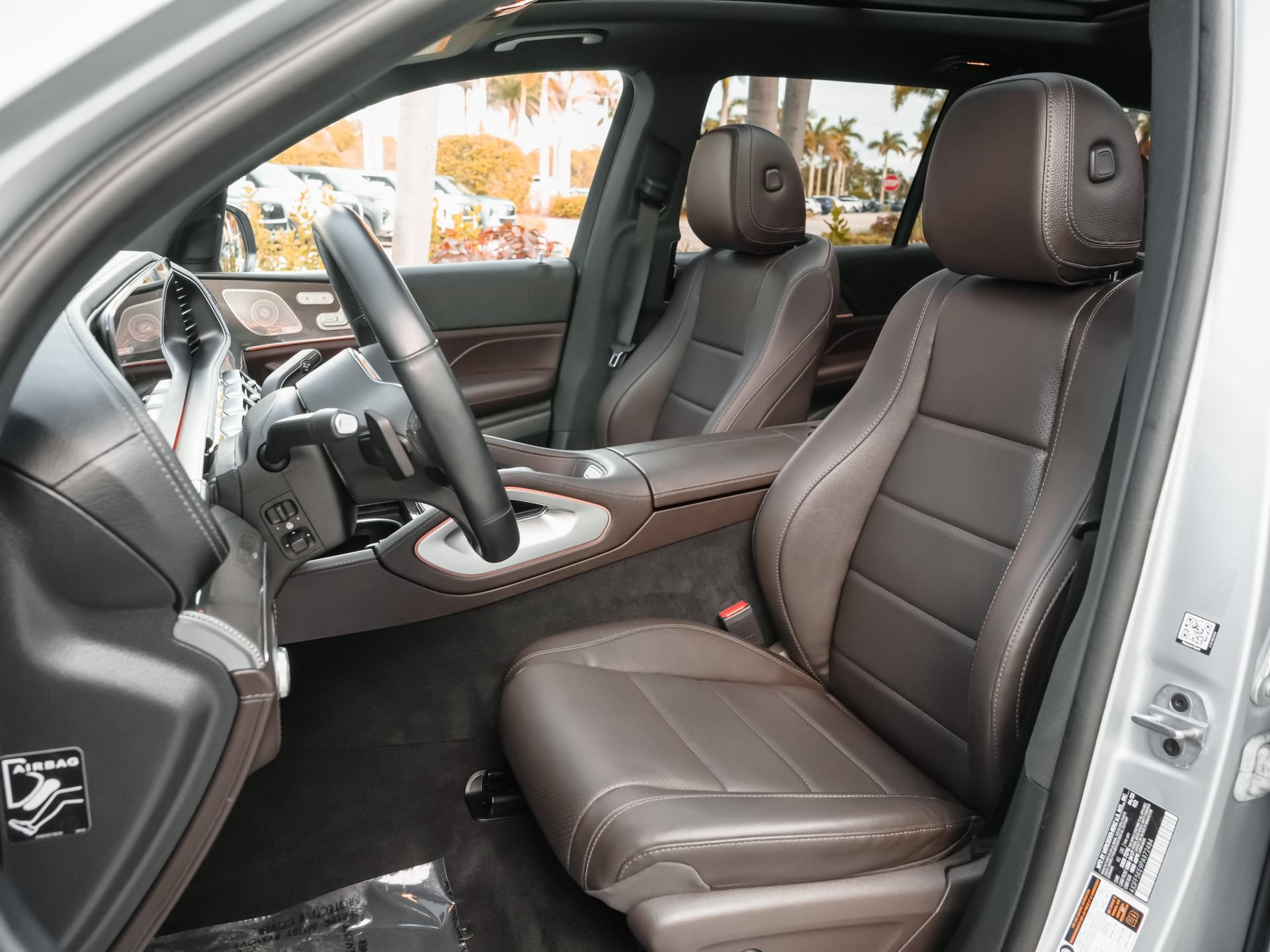 Used 2023 Mercedes-Benz GLS 450 4MATIC image 8