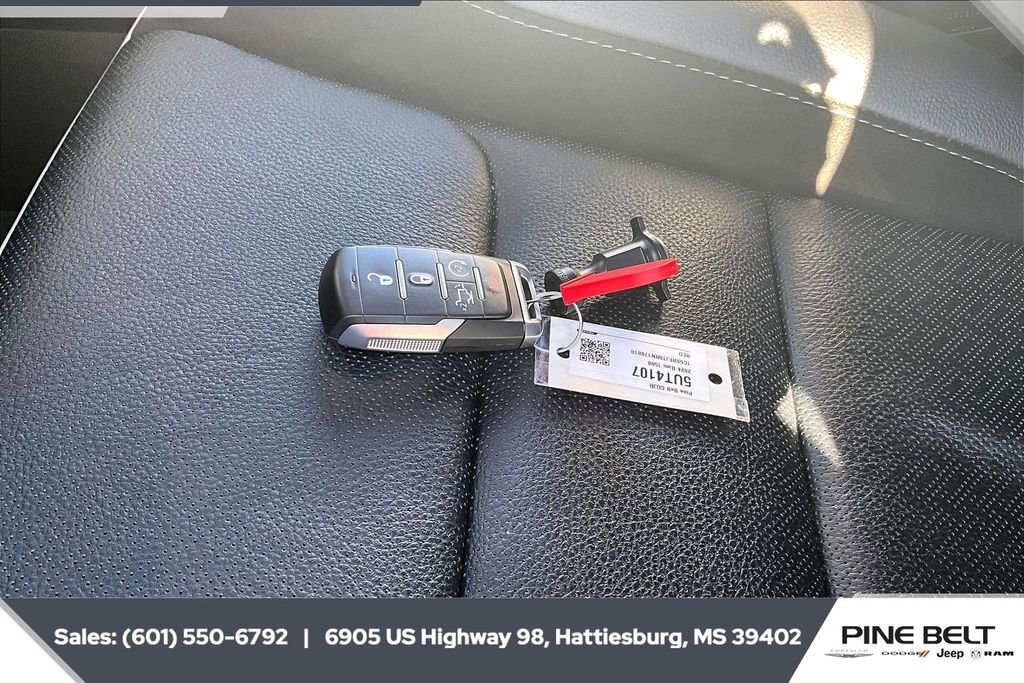 Used 2024 RAM 1500 Laramie image 9