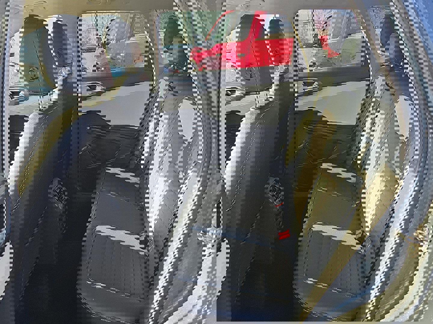 Used 2025 Volkswagen Taos SEL image 20