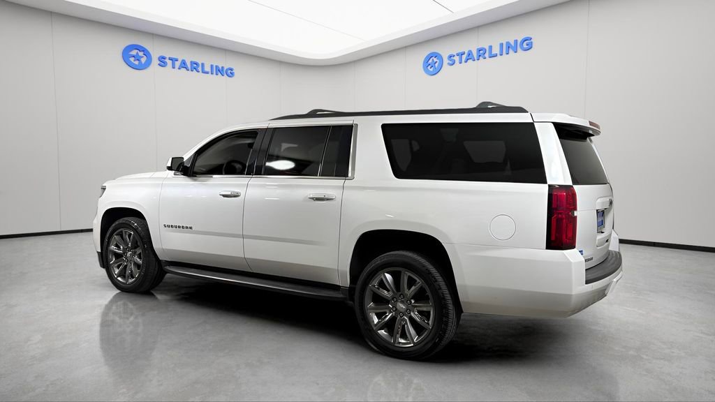 Used 2019 Chevrolet Suburban LT w/ Luxury Package RWD image 5