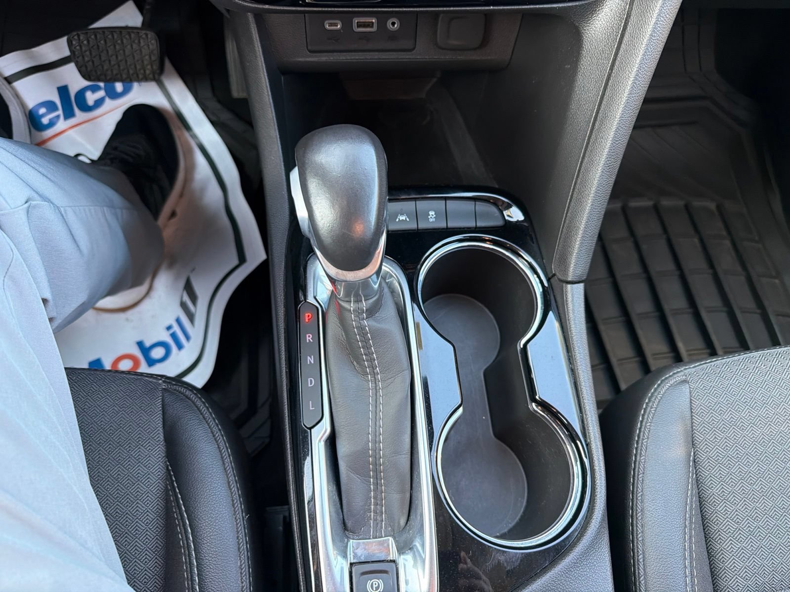 Used 2020 Buick Encore GX Preferred w/ Cold Weather Comfort Package FWD image 22