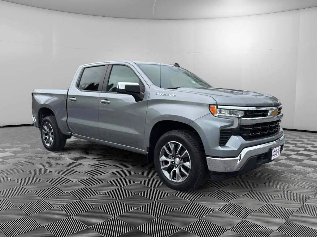Used 2023 Chevrolet Silverado 1500 LT image 2