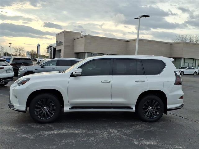 Used 2023 Lexus GX 460 Luxury w/ Sport Design Package image 10