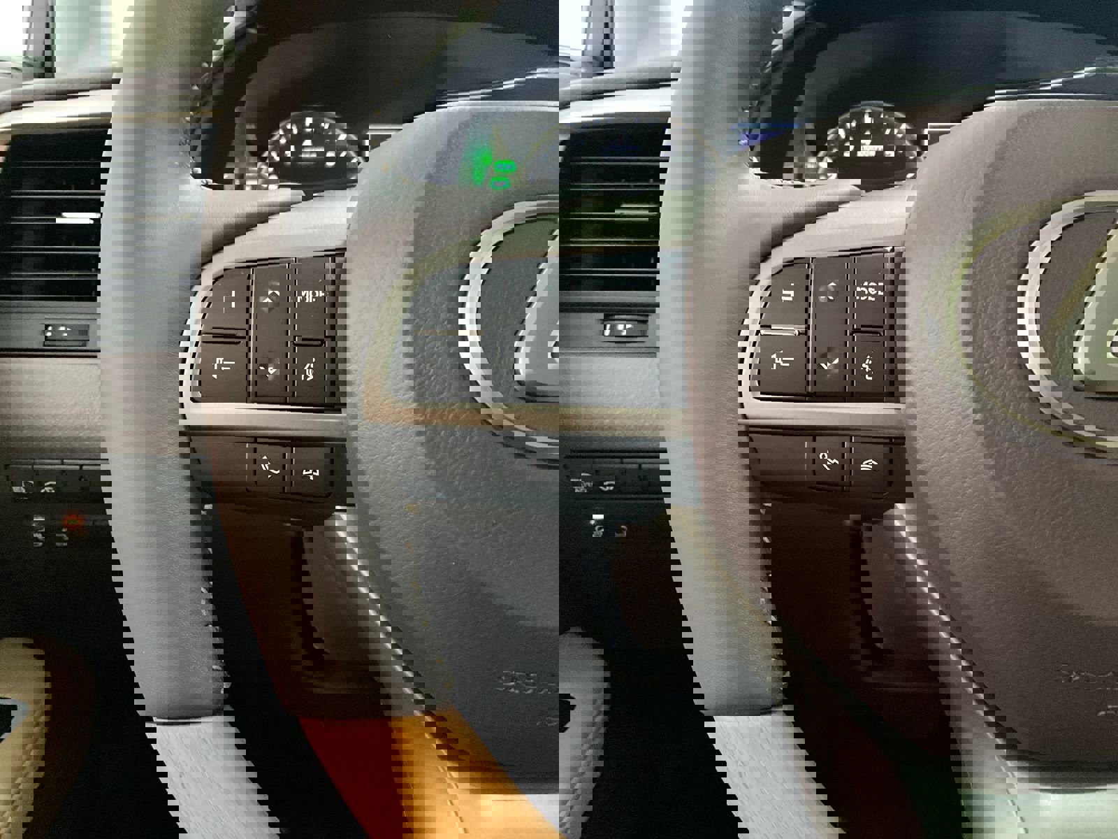 Used 2019 Lexus RX 350 AWD w/ Navigation Package image 17