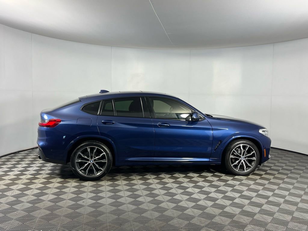 Used 2021 BMW X4 xDrive30i w/ M Sport Package AWD/4WD image 4