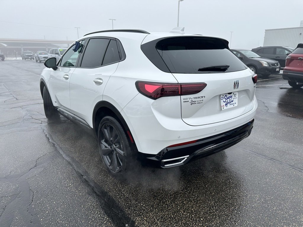 New 2025 Buick Envision Sport Touring image 3