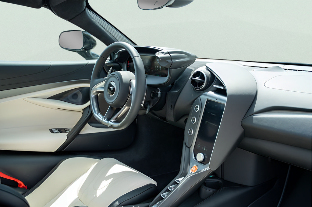 New 2026 McLaren 750S RWD image 48