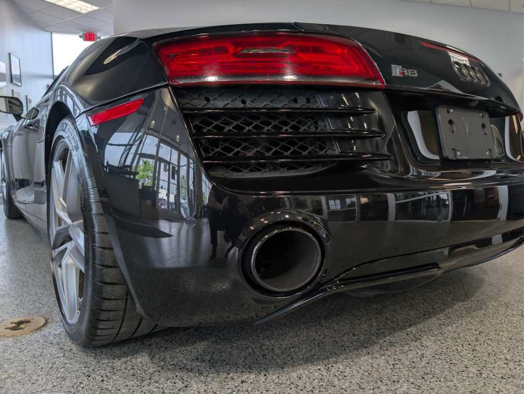 Used 2015 Audi R8 V8 AWD/4WD image 14