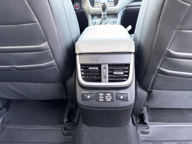 Used 2023 Subaru Outback Limited image 21