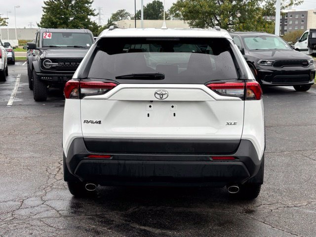 Used 2024 Toyota RAV4 XLE FWD image 10