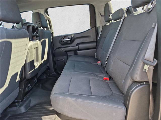 Used 2020 Chevrolet Silverado 1500 Custom w/ Custom Value Package AWD/4WD image 18