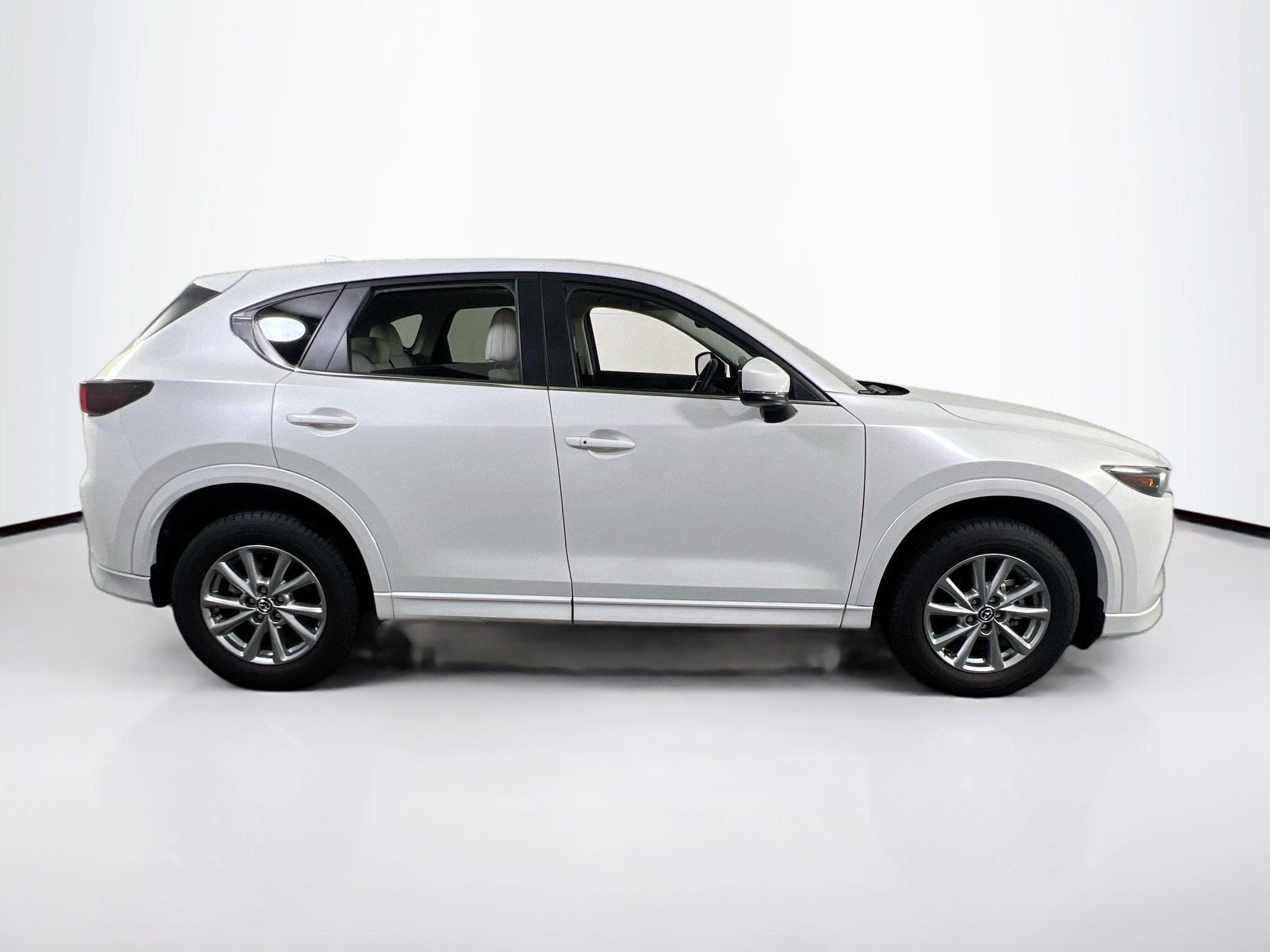Used 2025 MAZDA CX-5 AWD 2.5 S w/ Preferred Package image 4