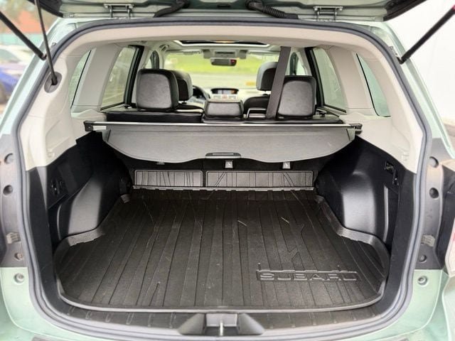 Used 2018 Subaru Forester 2.5i Touring AWD/4WD image 23
