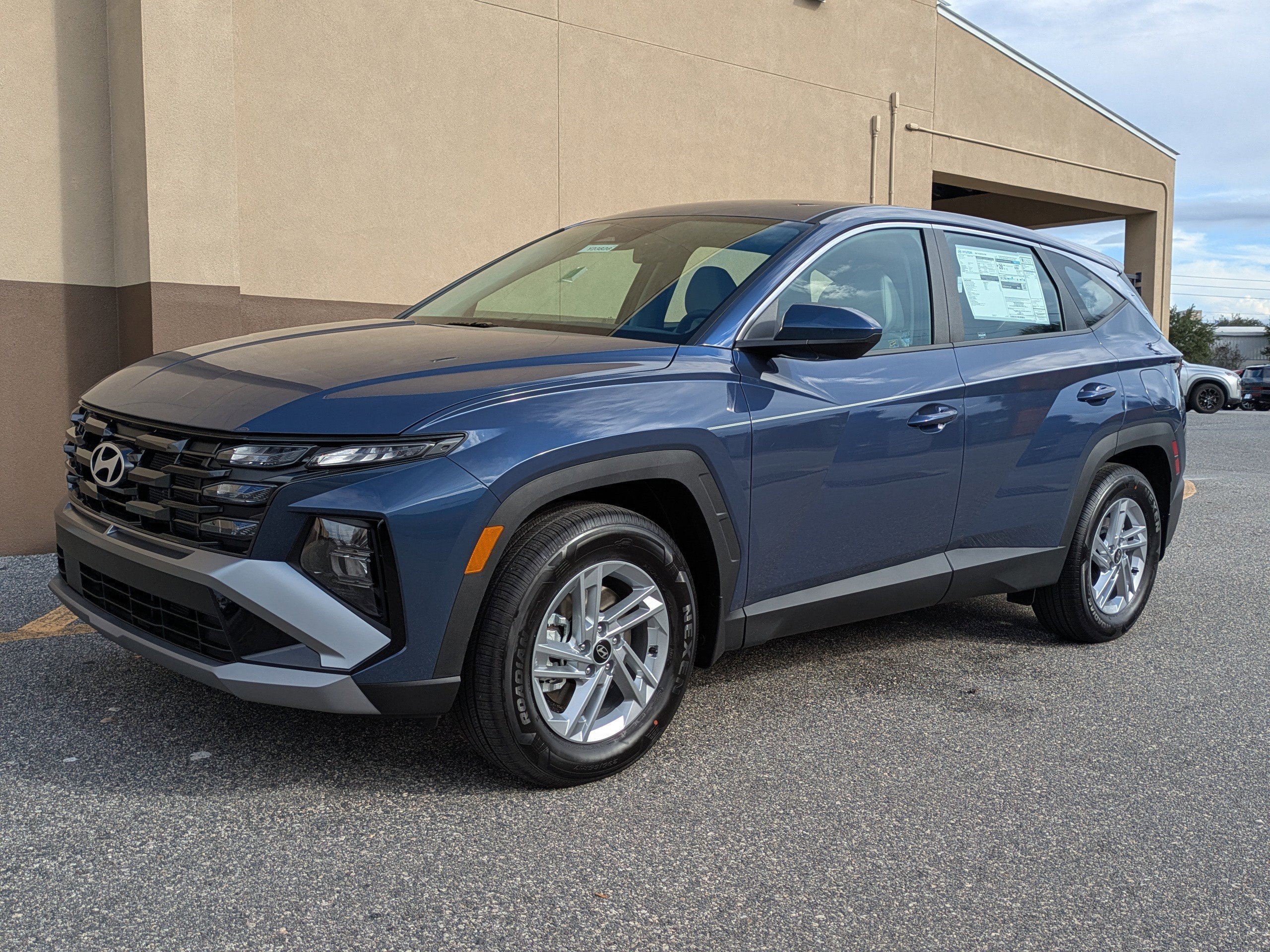 New 2026 Hyundai Tucson SE image 10