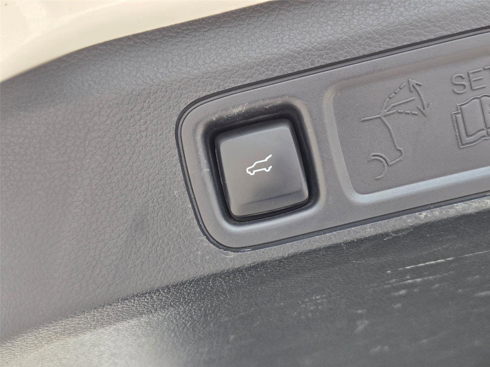 Used 2024 Lincoln Navigator L Reserve AWD/4WD image 37