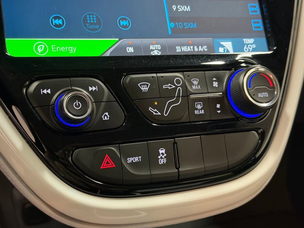 Used 2017 Chevrolet Bolt LT image 25