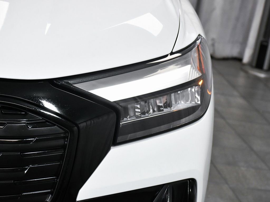 Used 2024 Audi Q4 e-tron Premium Plus w/ Premium Plus image 68