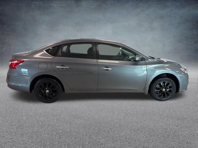 Used 2018 Nissan Sentra SV image 5