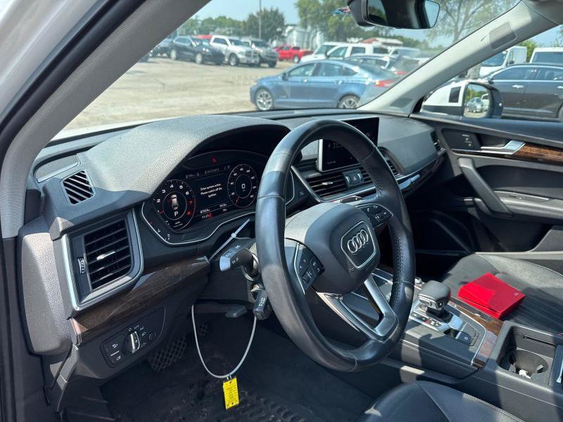 Used 2019 Audi Q5 2.0T Premium Plus w/ Premium Plus Package AWD/4WD image 6