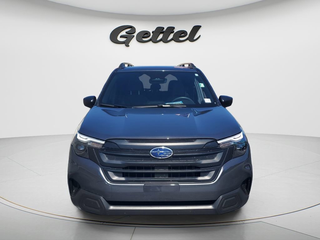 Used 2025 Subaru Forester AWD/4WD image 2