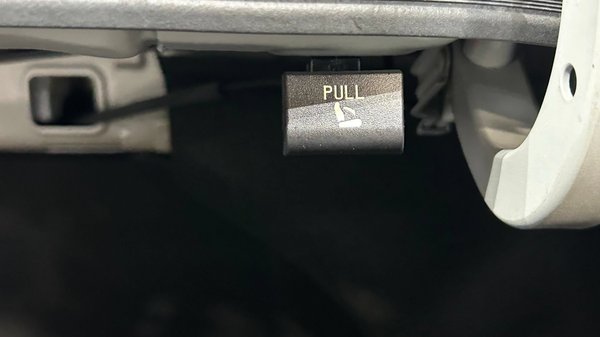 Used 2020 Hyundai Elantra SEL w/ Cargo Package (C1) FWD image 30