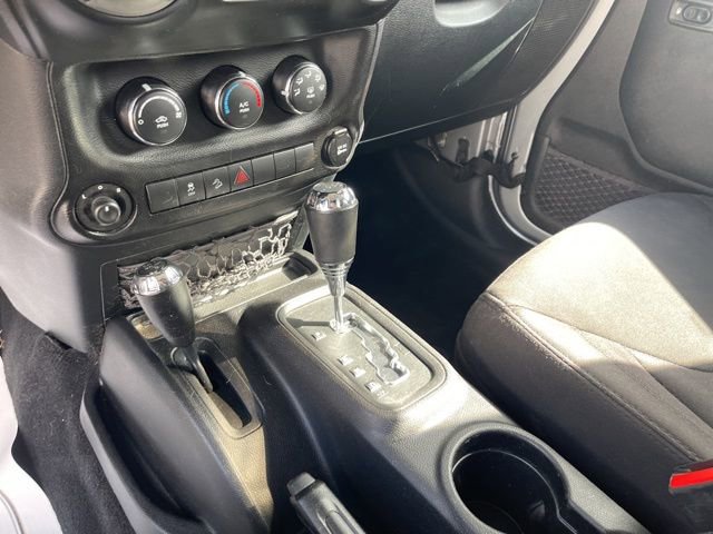 Used 2014 Jeep Wrangler Unlimited Sport w/ Quick Order Package 24S image 16