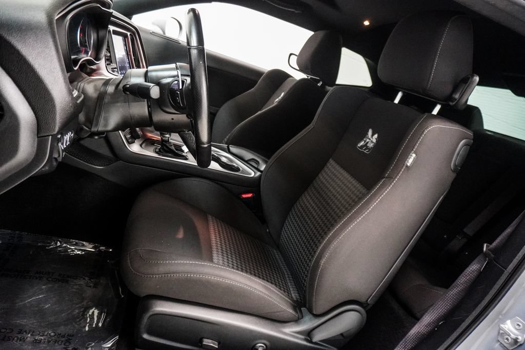 Used 2021 Dodge Challenger R/T Scat Pack RWD image 6