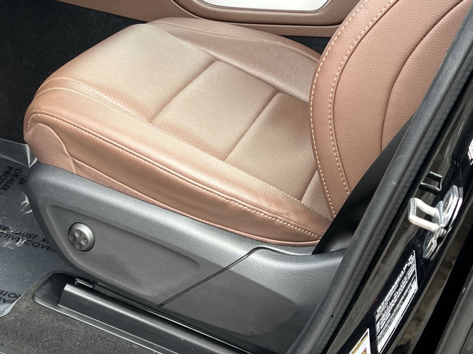 Certified 2024 Mercedes-Benz GLE 450e 4MATIC image 12