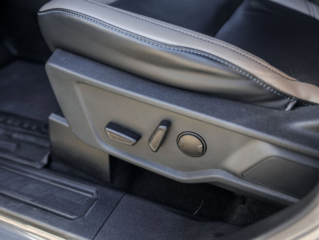 Used 2024 Ford Bronco Wildtrak image 8