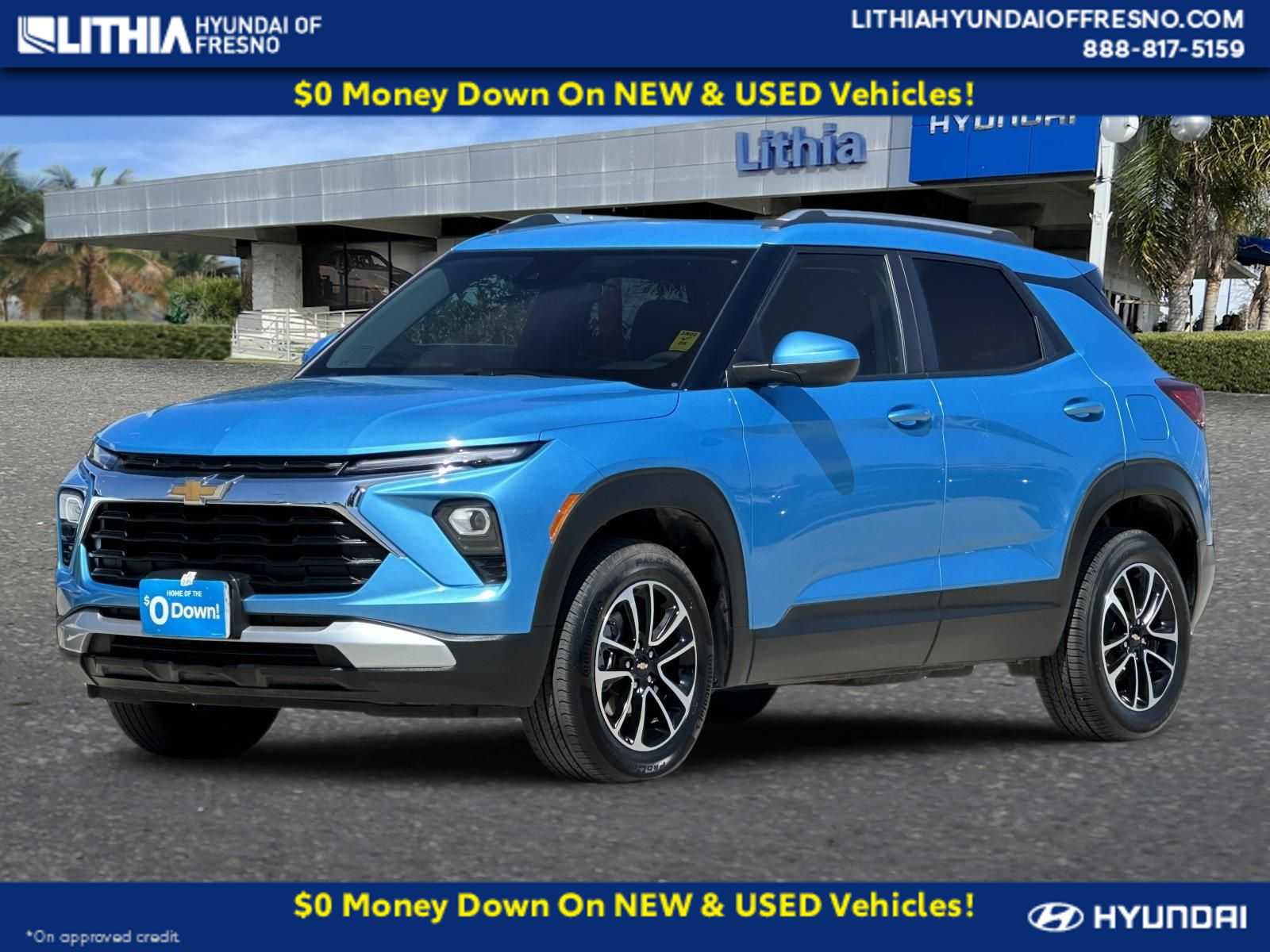 Used 2025 Chevrolet TrailBlazer LT AWD/4WD image 1
