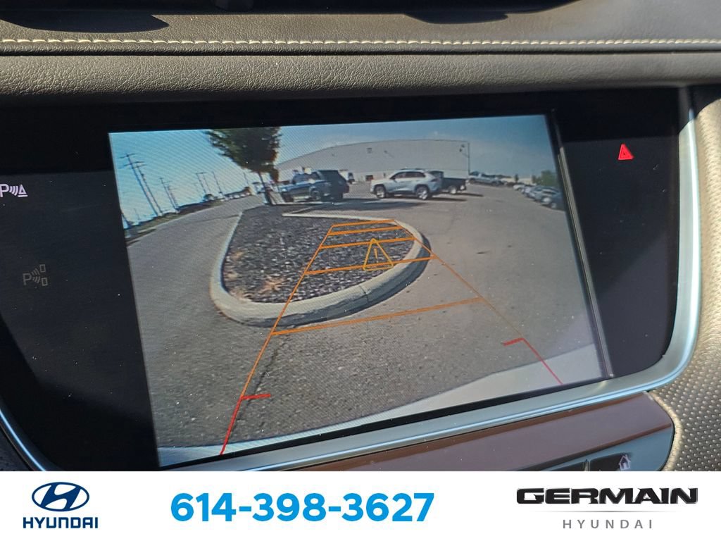 Used 2017 Cadillac XT5 Luxury w/ Driver Awareness Package FWD image 32