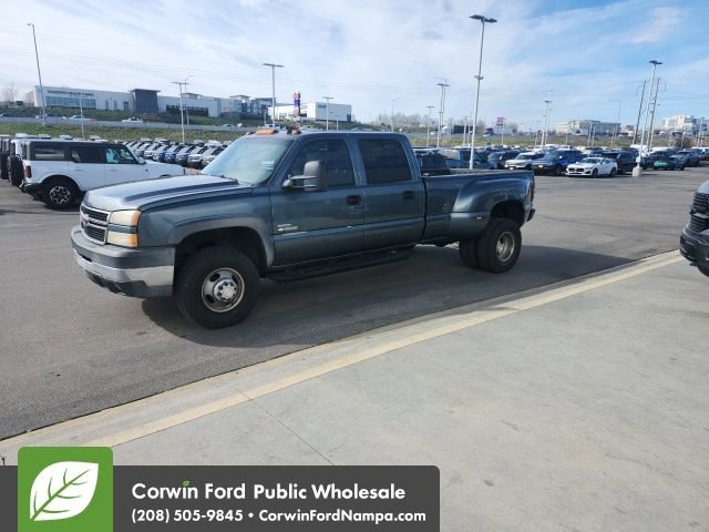 Used 2006 Chevrolet Silverado 3500 LT w/ Heavy-Duty Power Package image 11