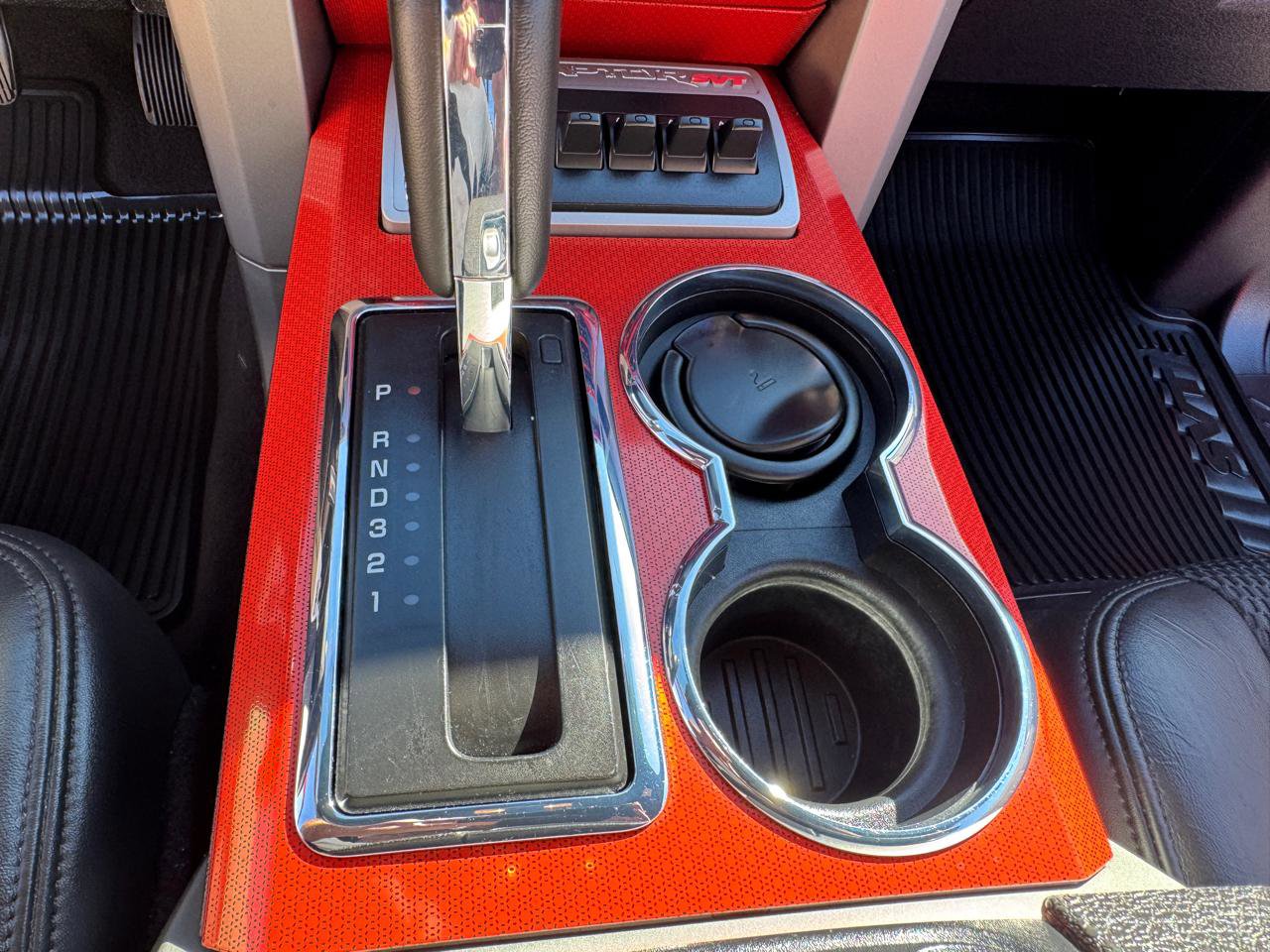 Used 2010 Ford F150 Raptor image 32