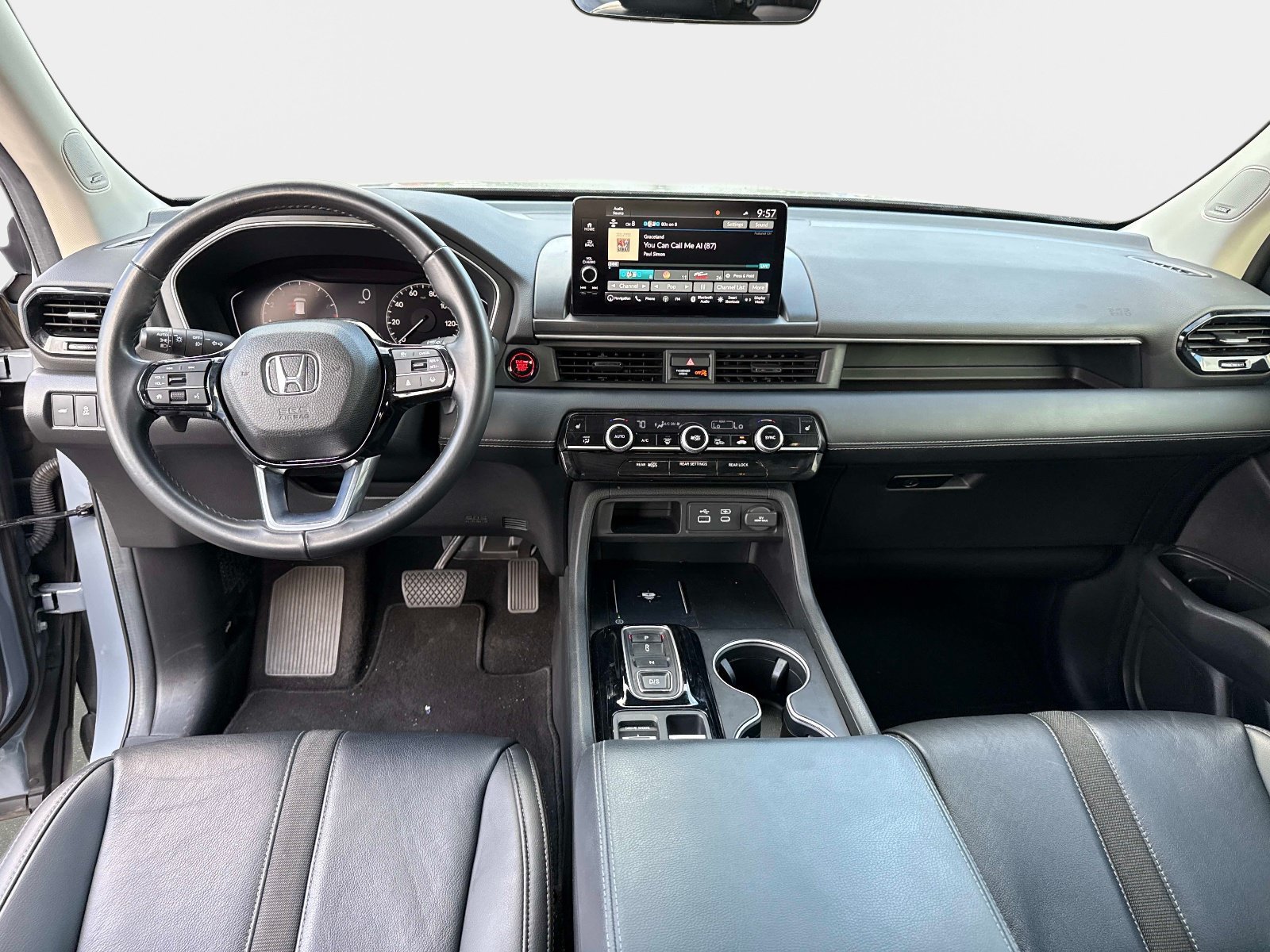 Used 2024 Honda Pilot Touring image 18