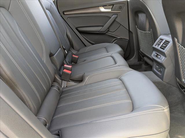 Certified 2023 Audi Q5 2.0T Premium w/ Convenience Package image 18