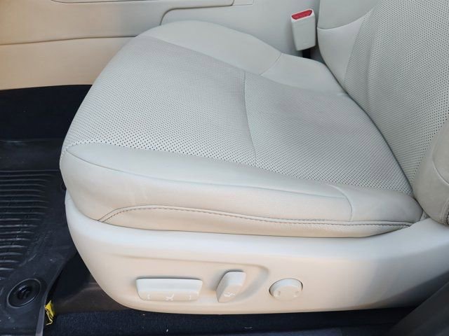 Used 2023 Lexus GX 460 Premium image 26