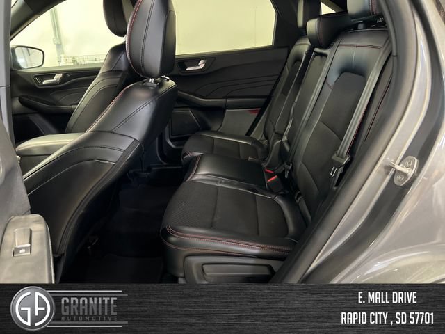 Used 2025 Ford Escape ST-Line Select AWD/4WD image 25