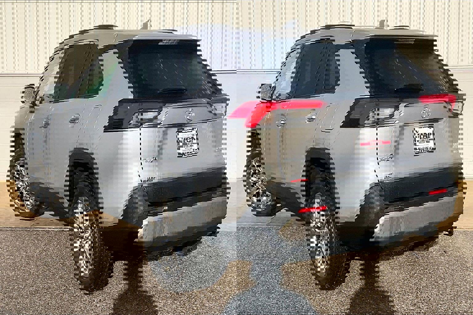 Used 2025 Toyota RAV4 Limited image 15